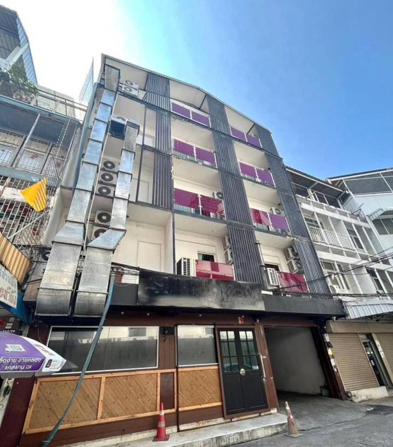 Go Inn Sukhumvit 20 Bts Asoke-Phrom Phong Bangkok Zewnętrze zdjęcie